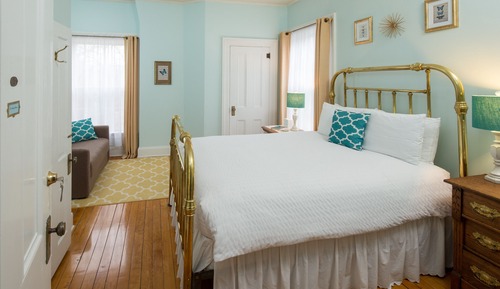 Room 2 - Dr. Edward Bench