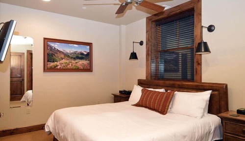 Deluxe Suite, 1 Bedroom, Kitchen, Garden Area (Garden Area 03)