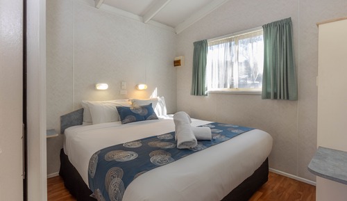 Standard Cabin, 2 Bedrooms, Bathtub