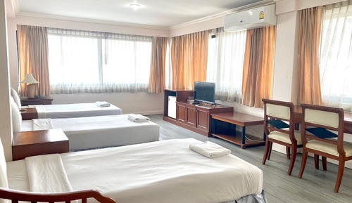 Deluxe Room, Non Smoking, City View
