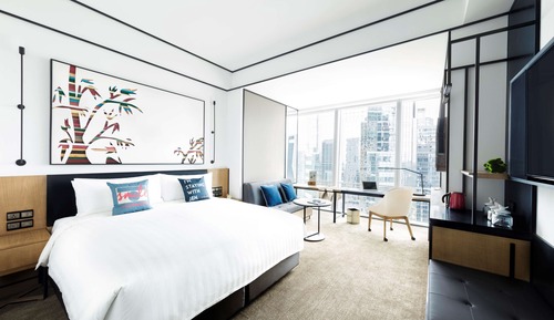 Jen Skyline, 1 King Bed