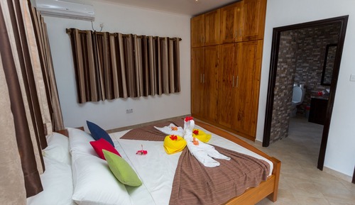 Deluxe Apartment, Sea View, Beachside