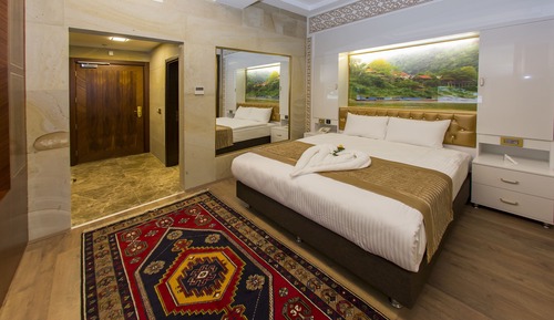 Deluxe Single Room