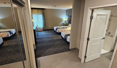 Room, 2 Queen Beds, Accessible, Non Smoking (Mobility)