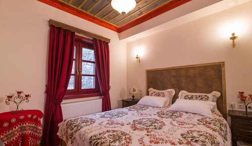 Double Room, Fireplace