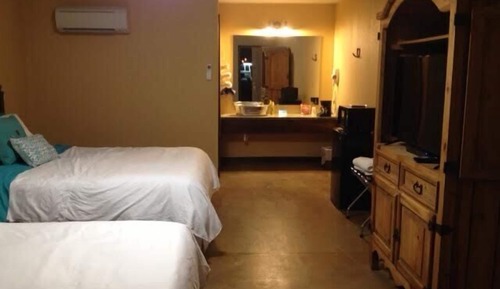 Standard Room, 2 Queen Beds, Non Smoking