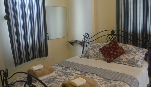 Basic Apartment, 1 Queen Bed, Private Bathroom