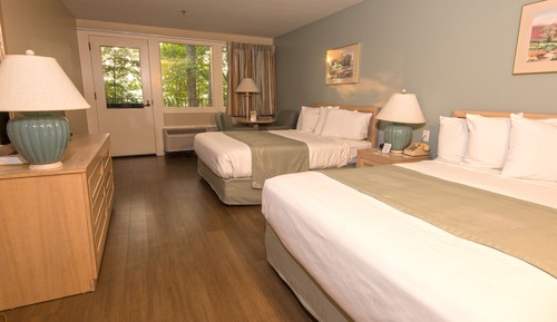 Room, 2 Queen Beds, Balcony