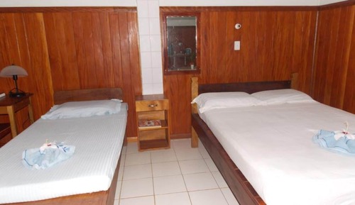 Island Wing Suite (Ground Floor)