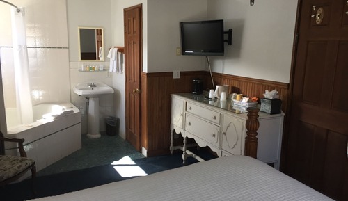 Room (Captain's Quarters)