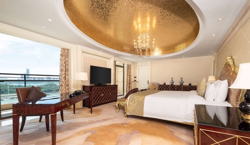 Presidential Suite, 1 King Bed, Non Smoking (Oversized)