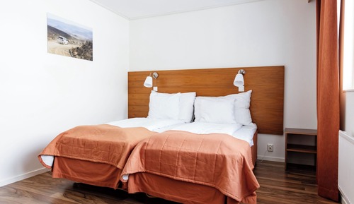 Hotel Single Room