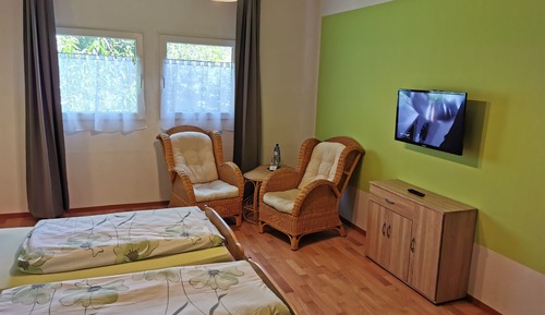 Economy Twin Room