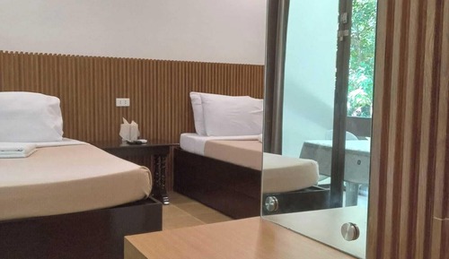 Standard Twin Room