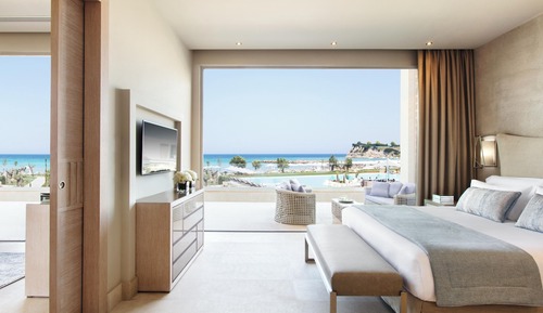 Deluxe One Bedroom Suite Grand Balcony Sea View