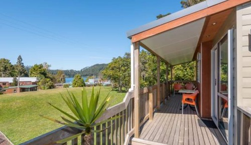 Tikitapu View Motel Room