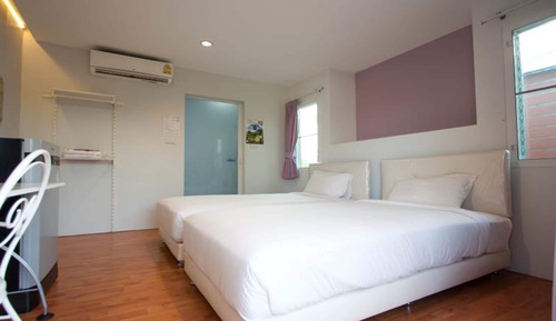 Standard Twin Room