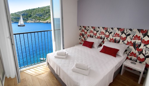 Premium Apartment, 2 Bedrooms, Terrace, Sea View