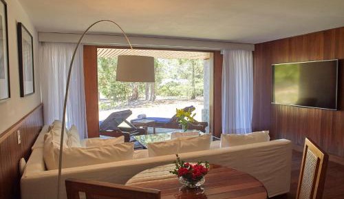 Premium Bi Level Suite