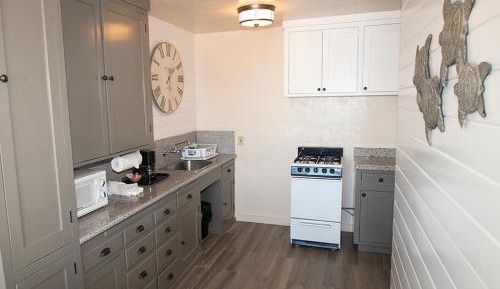 Queen Suite