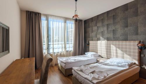 Two-Bedroom Apartment with free SPA access - Main Building