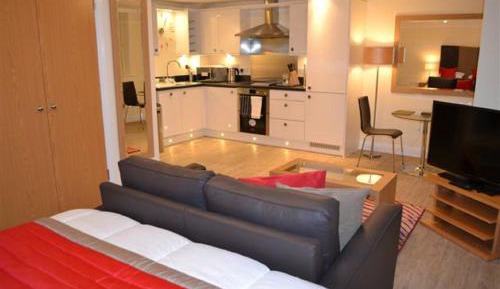 Studio Apartment
