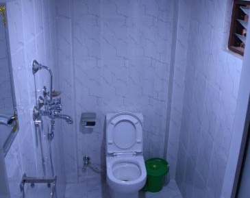 Twin Room with Bathroom