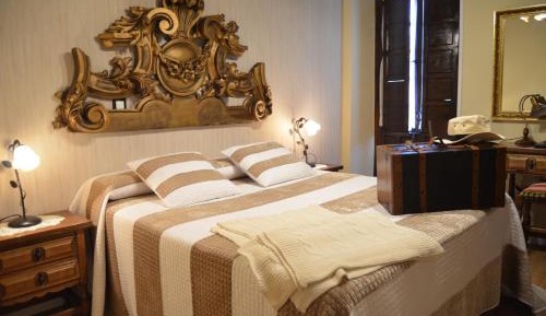 Double or Twin Room with Terrace