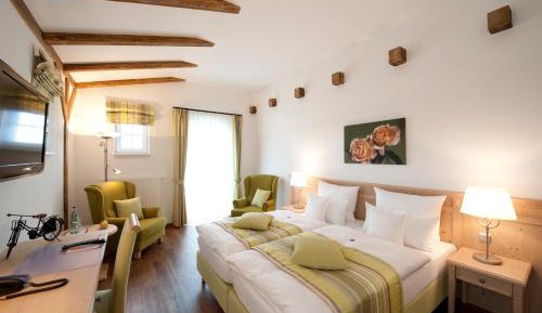 Double or Twin Room with Balcony