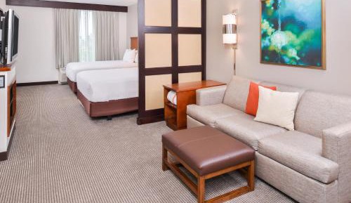 Queen Room with Two Queen Beds, Sofa Bed and Accessible Tub