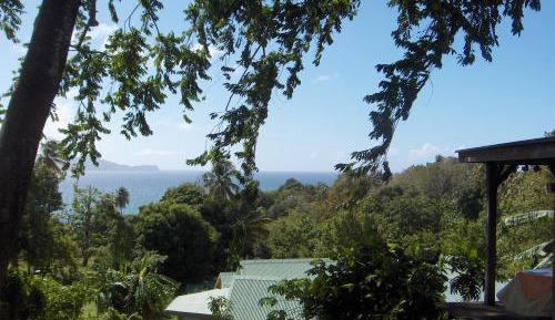 Bungalow with Garden View