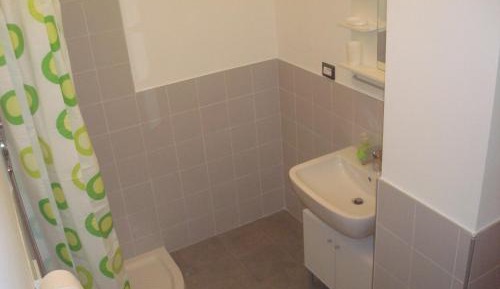 Quadruple Room with Private Bathroom