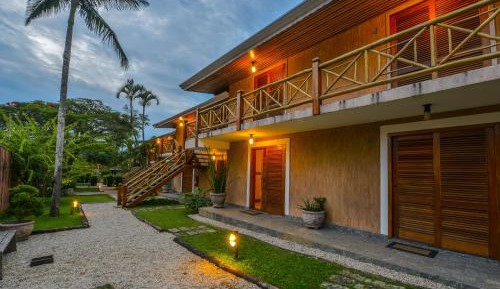 Master Suite with Spa Bath