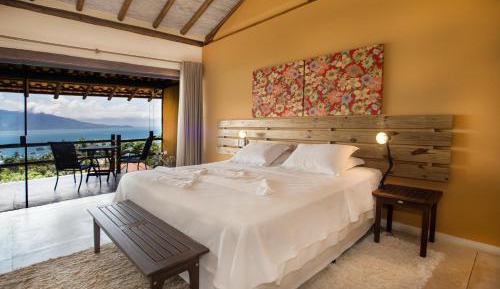 Suíte Deluxe Superior com Hidromassagem e Vista do Mar