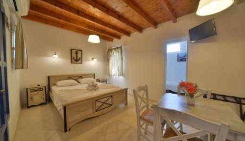 One-Bedroom Apartment (4 Adults) with Garden View