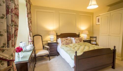 Deluxe Double Room with Shower