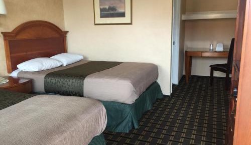 Double Room with Two Double Beds - Non-Smoking
