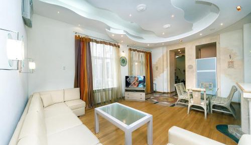 VIP 3 bedroom apartment on Horodetskogo 11b with sauna