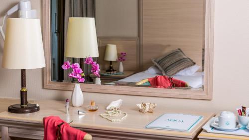 Standard Double or Twin Room with Land View