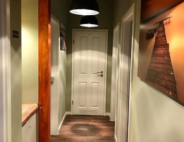 Single Room with Shared Toilet