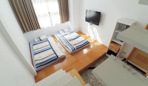 Family Room (6 Adults)