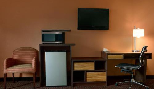 Queen Room - Disability Access/Non-Smoking
