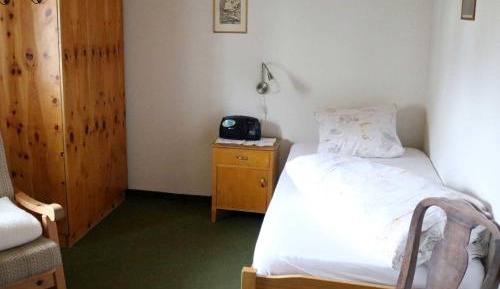 Single Room with Private Bathroom