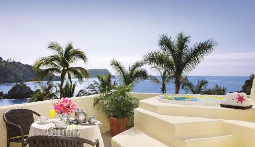 Preferred Club Junior Suite with Hot Tub