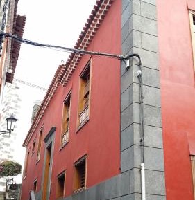 Three-Bedroom Townhouse