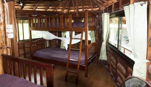 Deluxe Family Suite