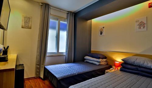 Twin Room with Private Bathroom