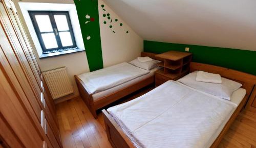 Standard Studio