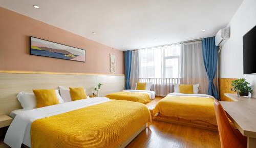 Japanese-Style Quadruple Room
