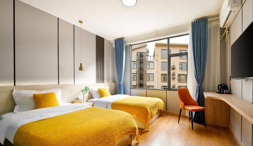 Twin Room